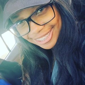 Meet your Posher, Molly