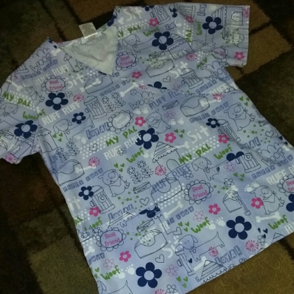Doggy scrub top!