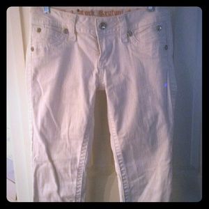 White denim capris