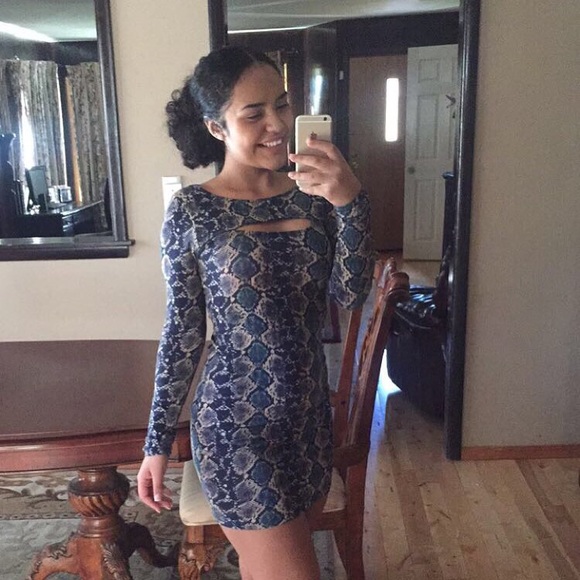 Meet your Posher, Cory - Picture 2 of 2