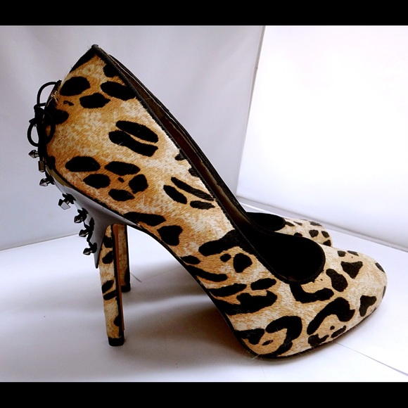 🎉HPx2🎉 Sam Edelman Leopard Print Studs Pumps
