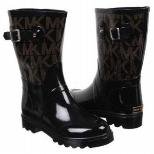 Michael Kors Logo Mid Rainboot 🌂👢🌧