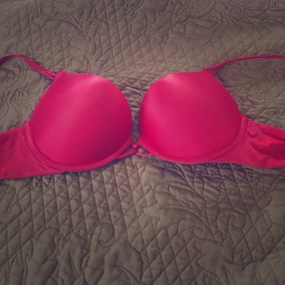 VS Bombshell