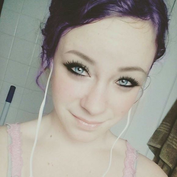 Meet your Posher, Breanna - Picture 1 of 1