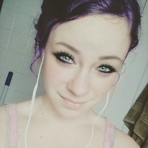 Meet your Posher, Breanna