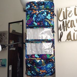Vera Bradley hanging organizer