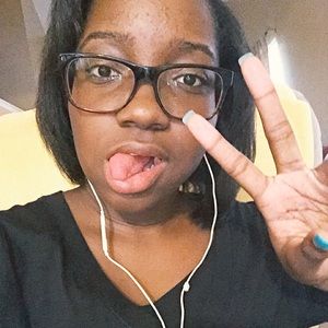 Meet your Posher, Taylor