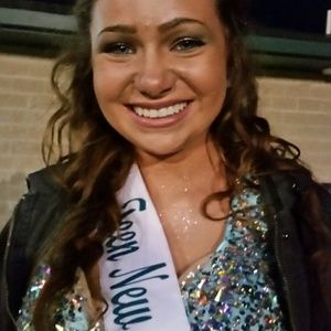 Meet your Posher, Maria