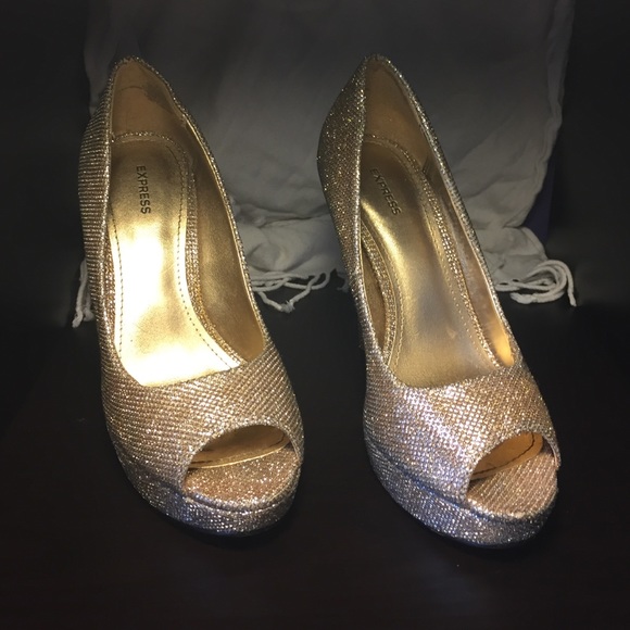Express heels