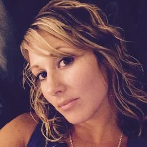 Meet your Posher, Karalee