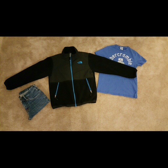 BOY'S NORTH FACE JACKET