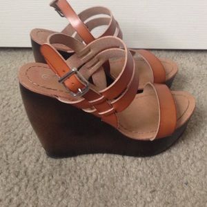 Brown Wedges