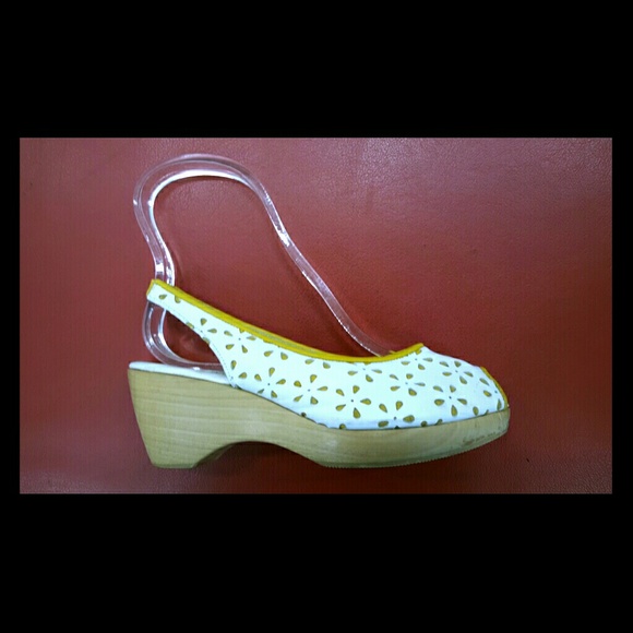 Mere slingback peep-toe clogs