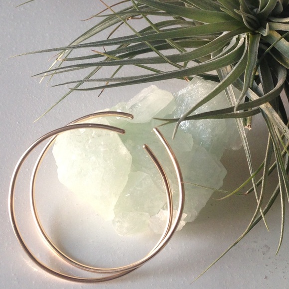 S/2 14k gold filled bangle bracelets - Picture 1 of 3