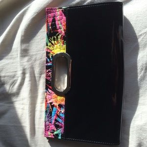 🆕Multicolored, Vibrant Clutch 💜💛💚💙