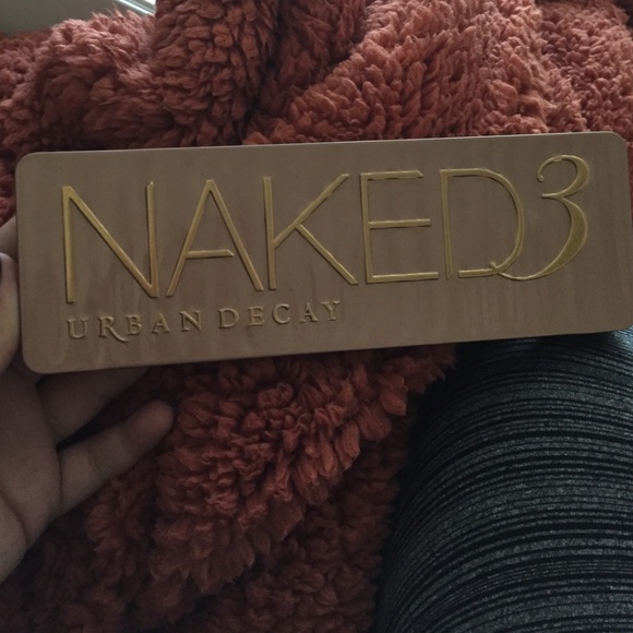 NAKED3