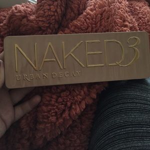 NAKED3
