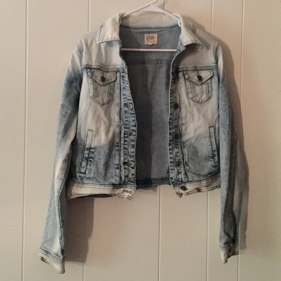 Size L Denim Jacket.