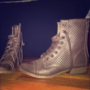 Candies brown short boots