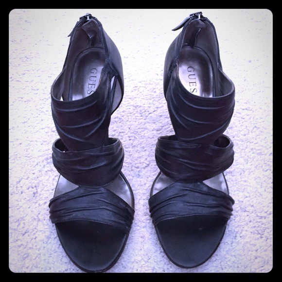 GUESS heels
