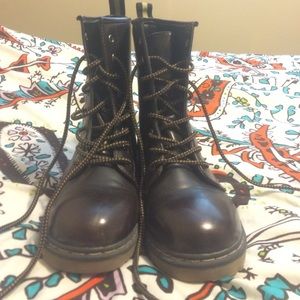 Doc marten Look a Like