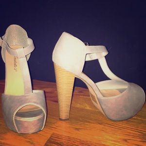 Gray heels!!!