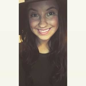 Meet your Posher, Lacey