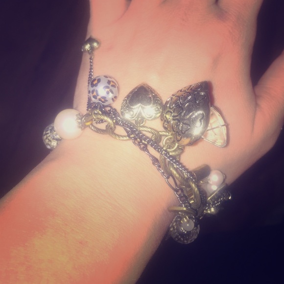 Betsey Johnson beaded bracelet