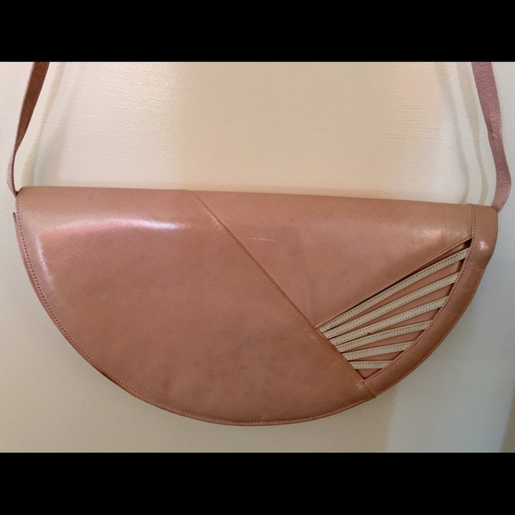 FINAL SALE‼️ Vintage shoulder bag - Picture 2 of 4