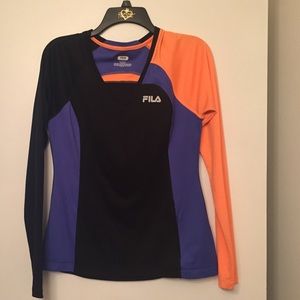 FILA women's medium work out long sleeve shirt