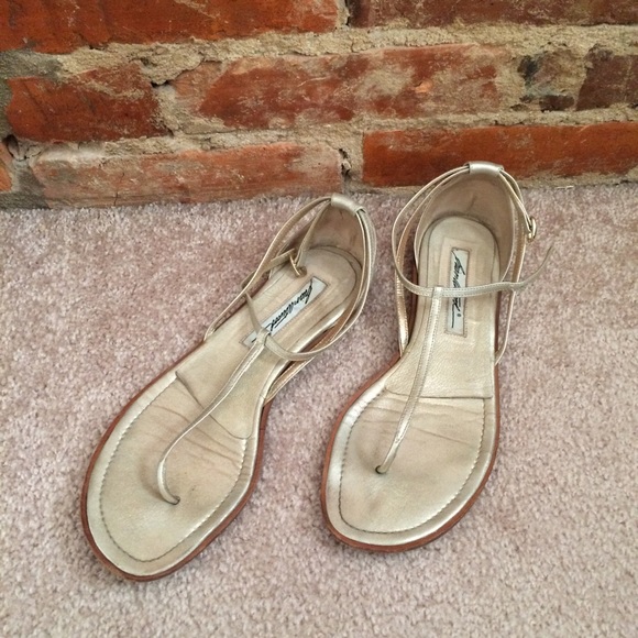 Brian Atwood flat sandals 36.5