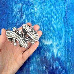 🐉CRYSTAL COVERED LIZARD BANGLE BRACELET🐉
