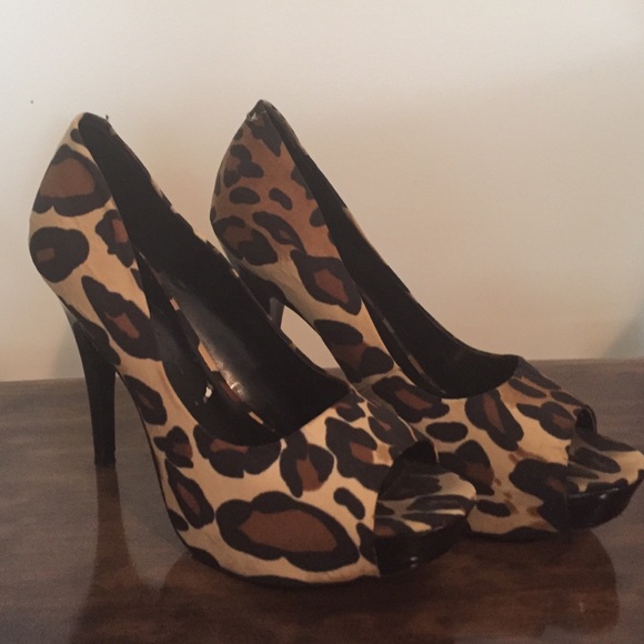 Jessica sSimpson Cheetah Heels