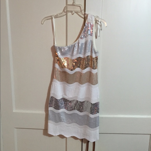 Sequin dress. White/Gold/silver