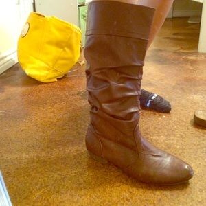 Brown boots