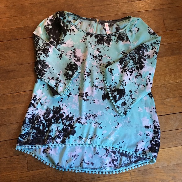 Blouse/top/tunic