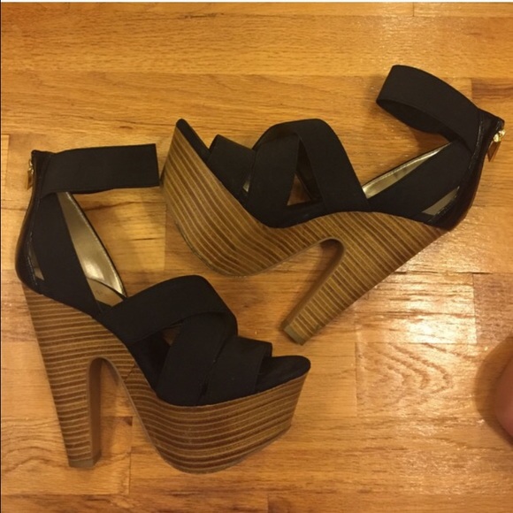BAKERS strappy platform sandals