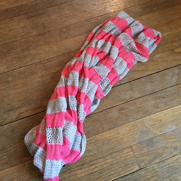 Infinity scarf
