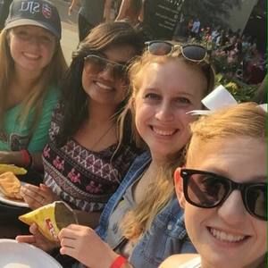 Meet your Posher, Savannah