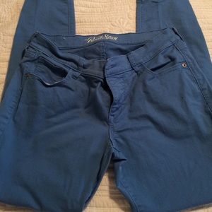 Blue skinny pants