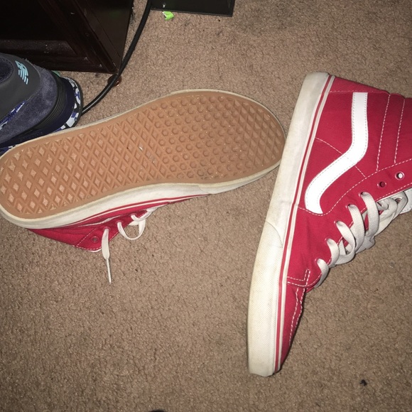 Vans - Picture 2 of 4