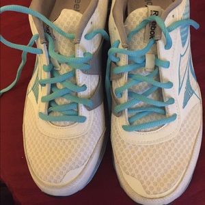 Reebok 9.5 zig zag tech