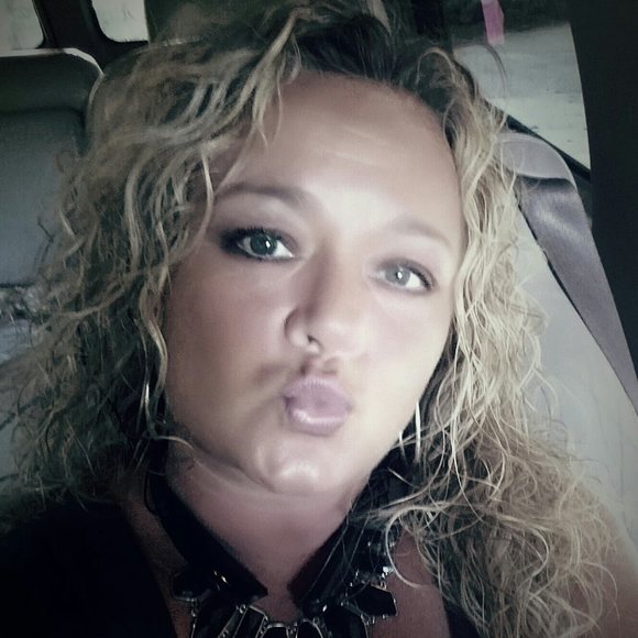 Meet your Posher, Tami