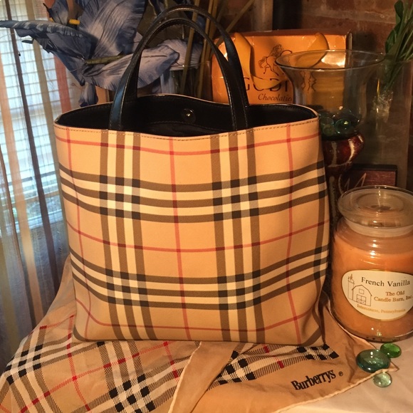 Burberry Handbags - Burberry Small Tote