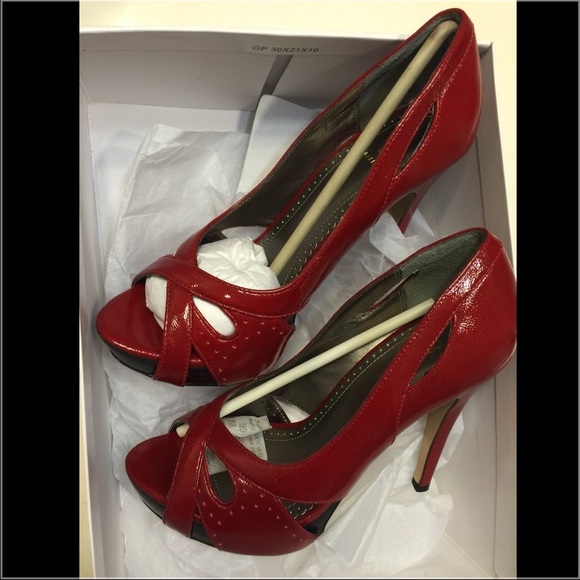 💋 SALE Fire Engine Red 💃🏻🔥🚒 Hidden Platform - Picture 2 of 2