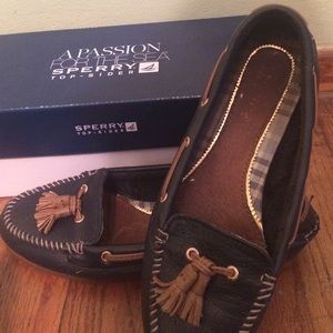 Navy Blue Sperry Top- Sider loafers