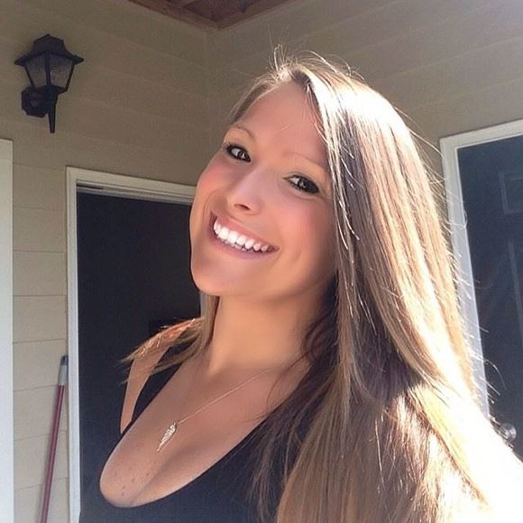 Meet your Posher, Tracey - Picture 1 of 1