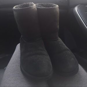 Black Uggs