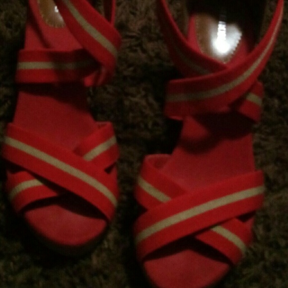 👠👠👠Wedges👠👠👠 - Picture 2 of 3