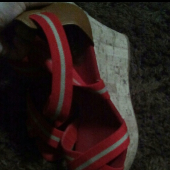 👠👠👠Wedges👠👠👠 - Picture 3 of 3